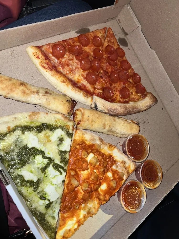 Pesto and Buffalo Chicken Pizza